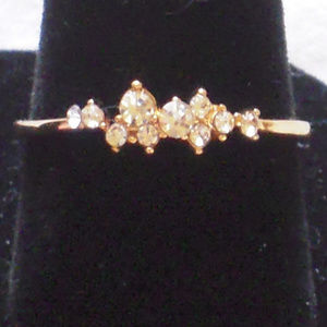Cluster Ring Size 5 1/2 White Cubic Zirconia Gold Tone